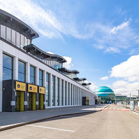 Caps Lock Airport Hotel Astana Zewnętrze zdjęcie